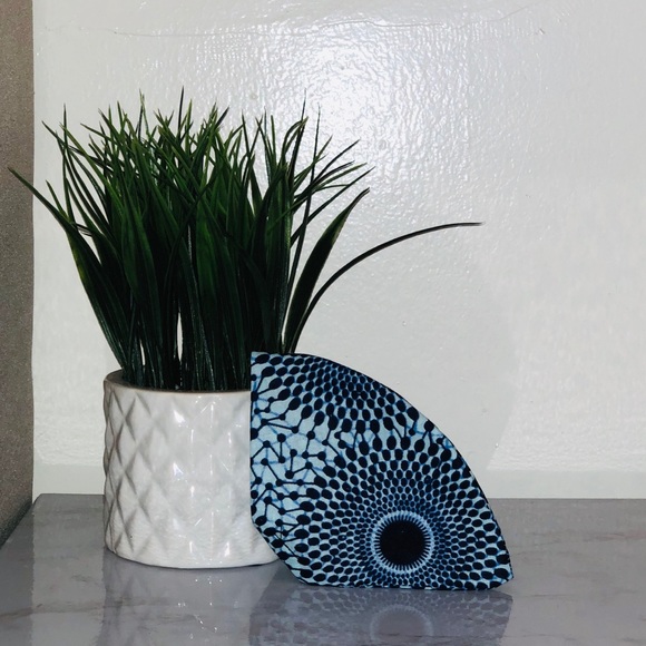 Accessories - Blue target mask